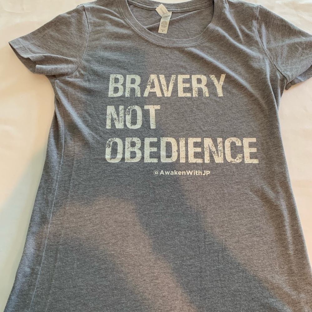 T shirt size xs